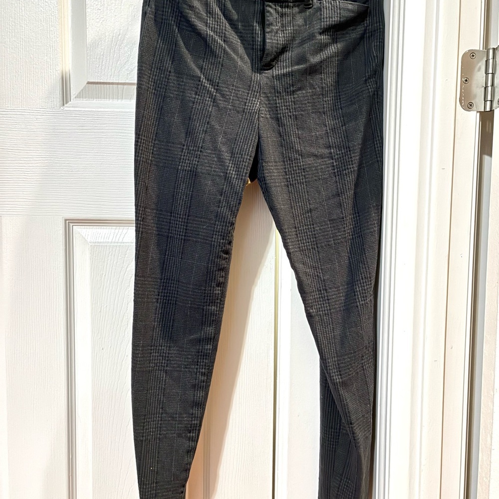 Old navy women’s high rise pixie plaid pant size 6